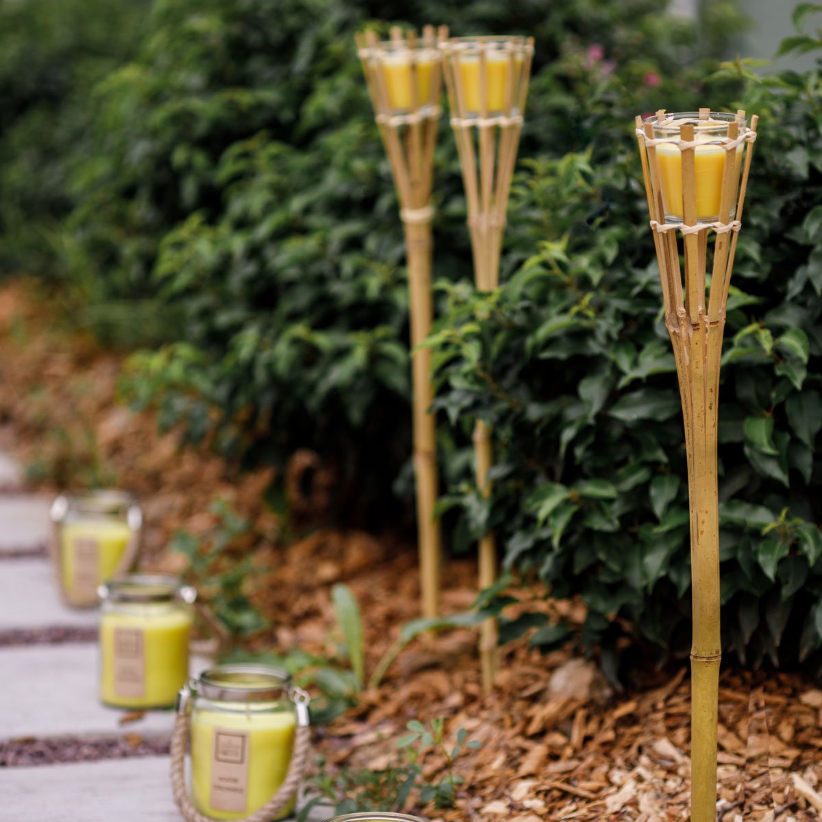 Tocha em bambu com vela citronela 76cm