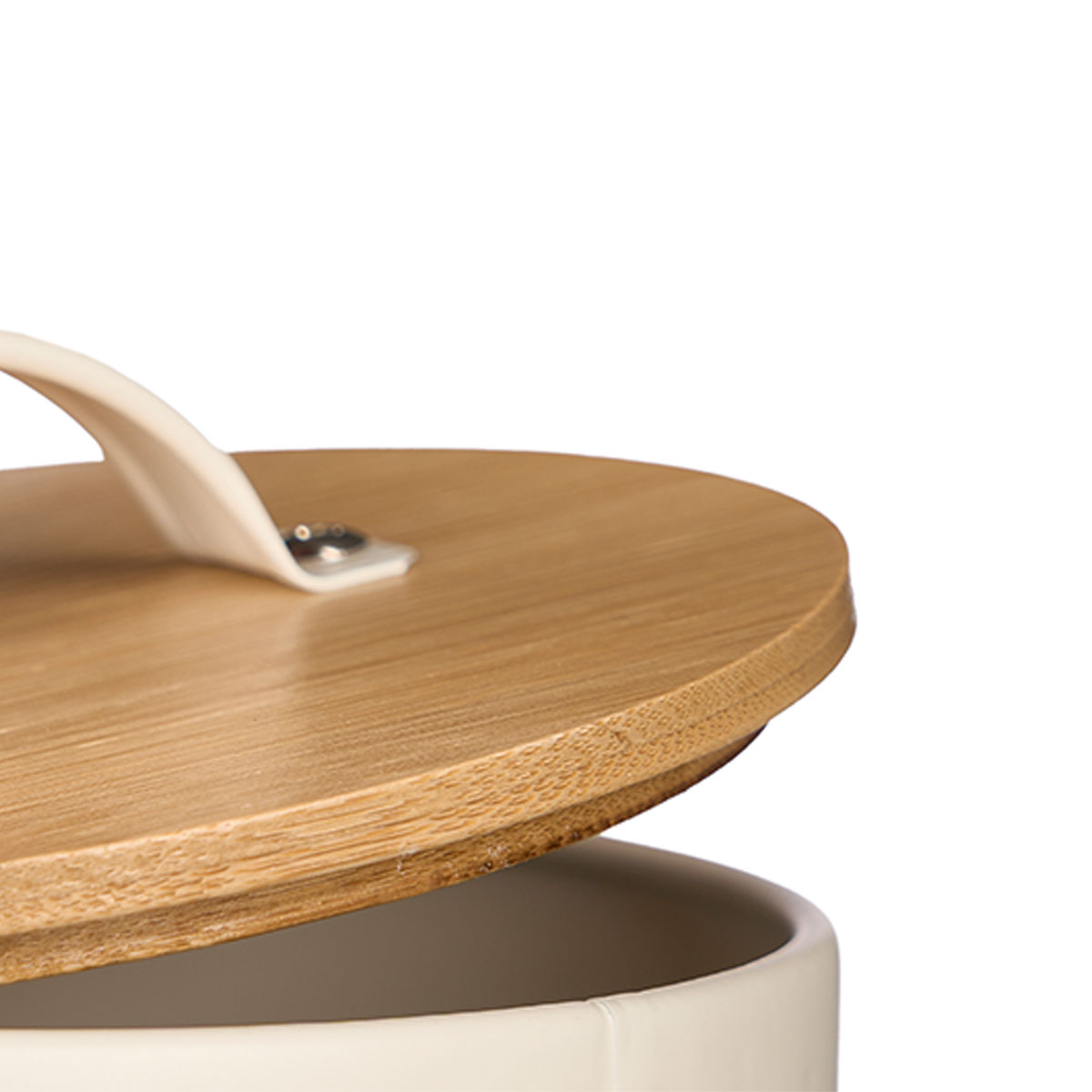 Lata para cebolas creme de metal com tampa bambu