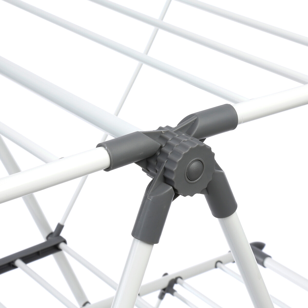 Estendal com acessórios,  Estendal com acessórios