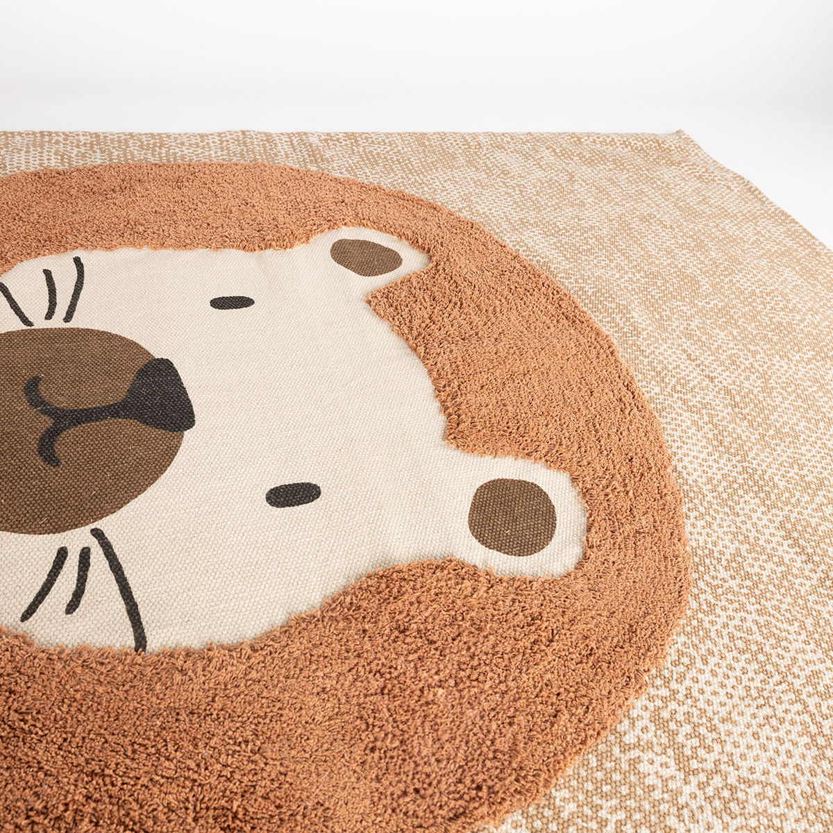 Tapete le&atilde;o 100x150cm