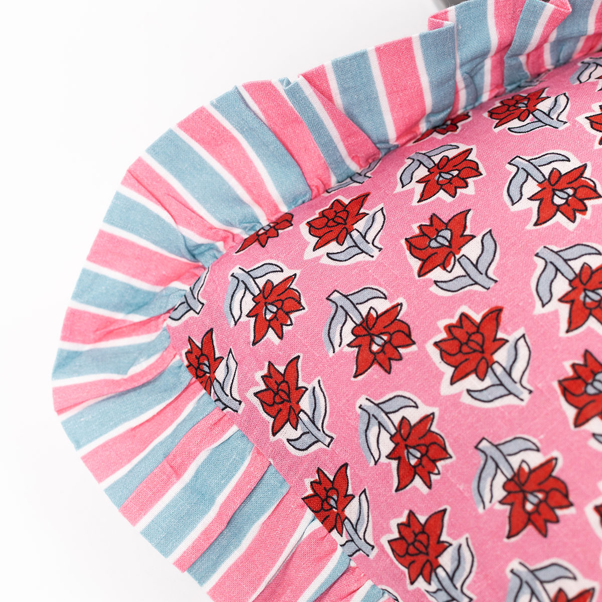 Almofada YUCATAN floral com folhos 35x60xm