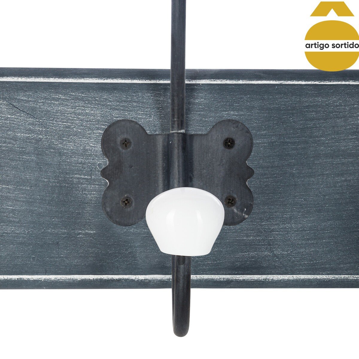 Cabide de madeira com 5 ganchos em cerâmica