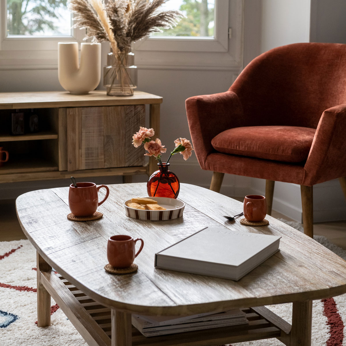 Mesa de centro BANILA bege em madeira ac&aacute;cia