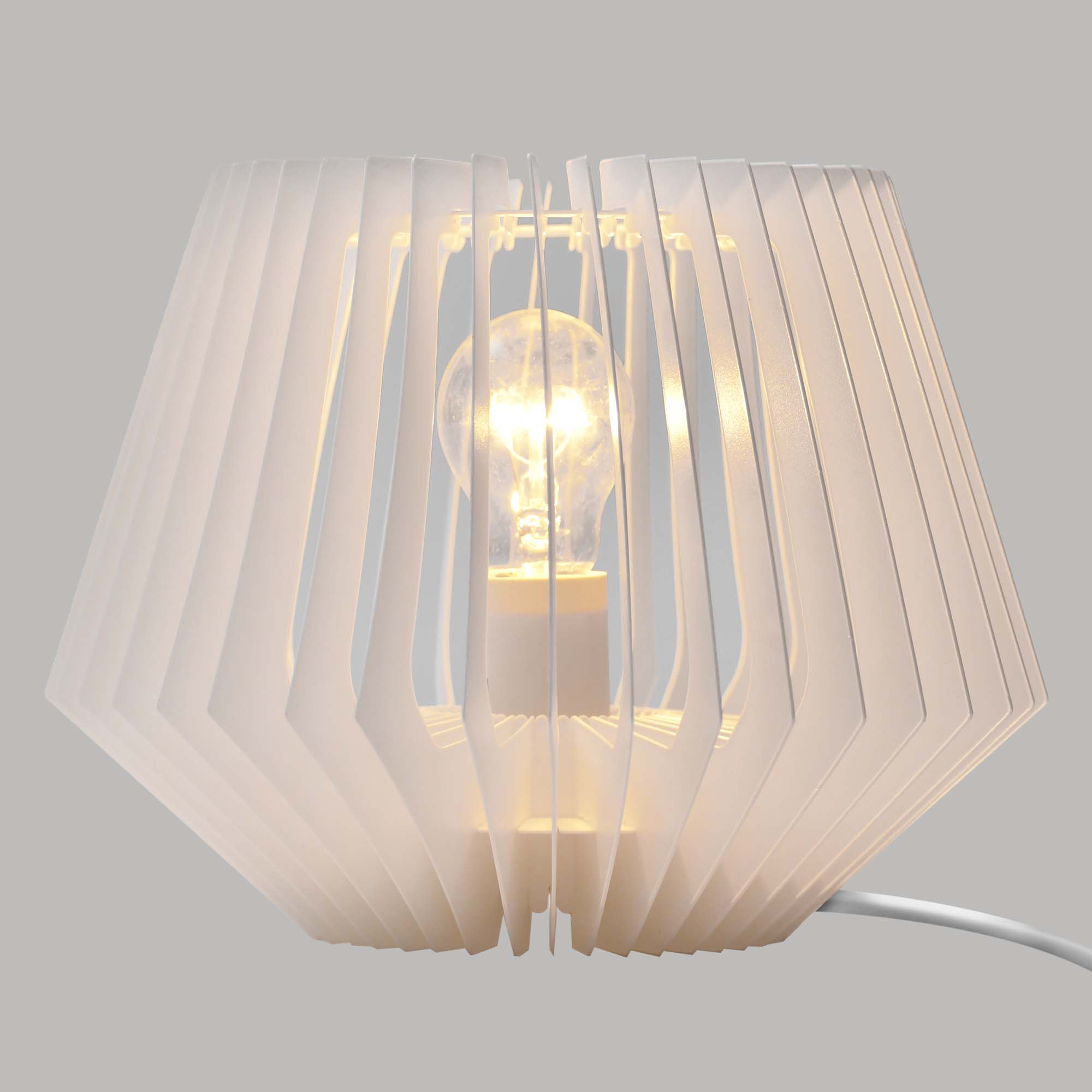 Candeeiro de Mesa Hexagonal Branco