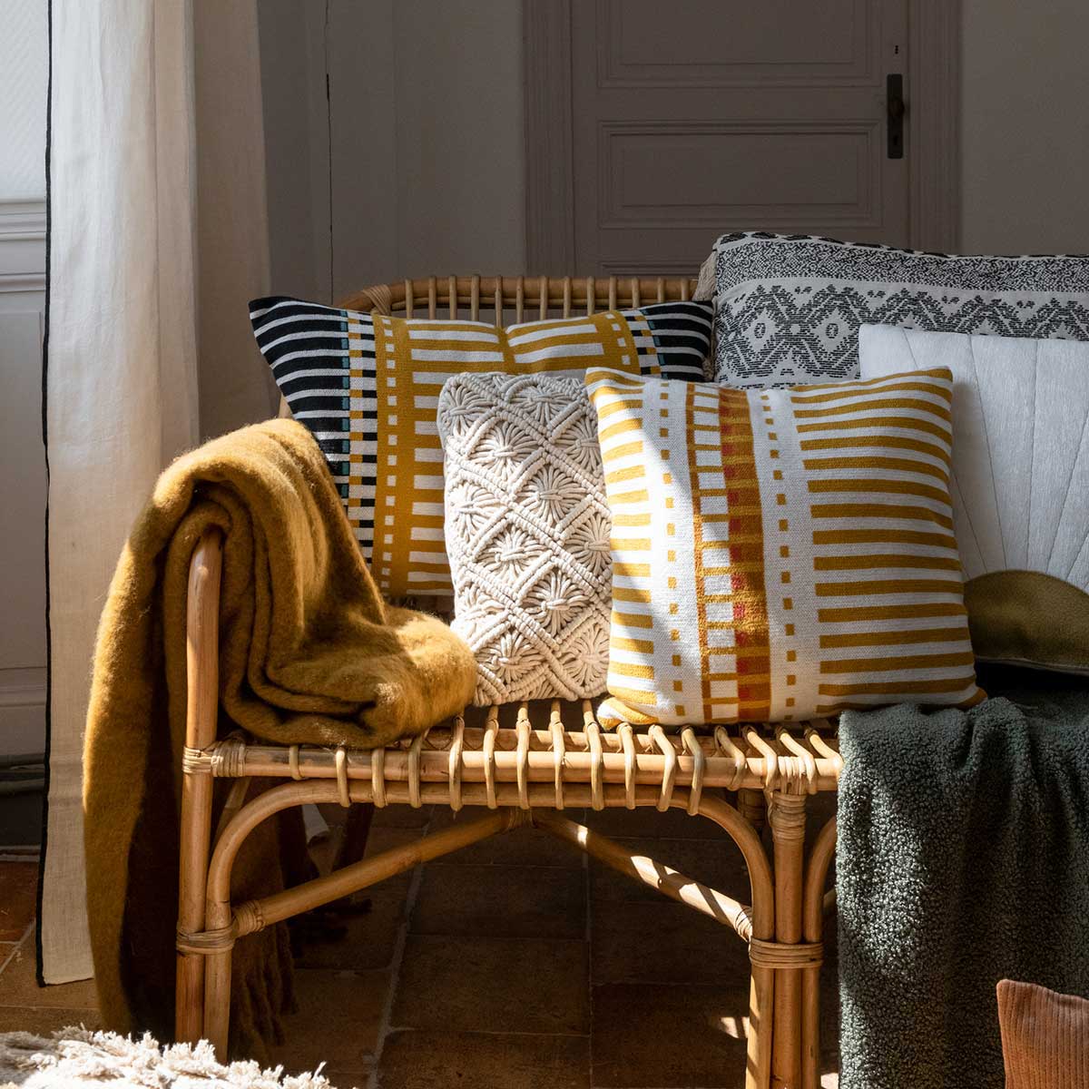 Almofada Macramé Cru 40x40cm