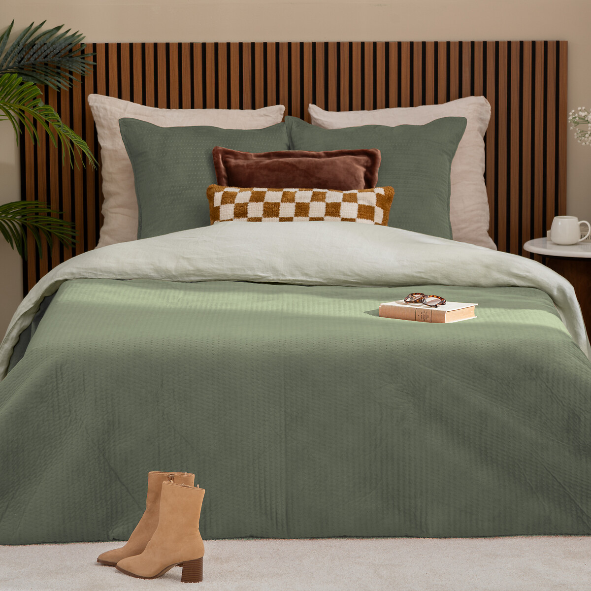 Colcha e 2 capas de almofada LILOU verde 240x260cm