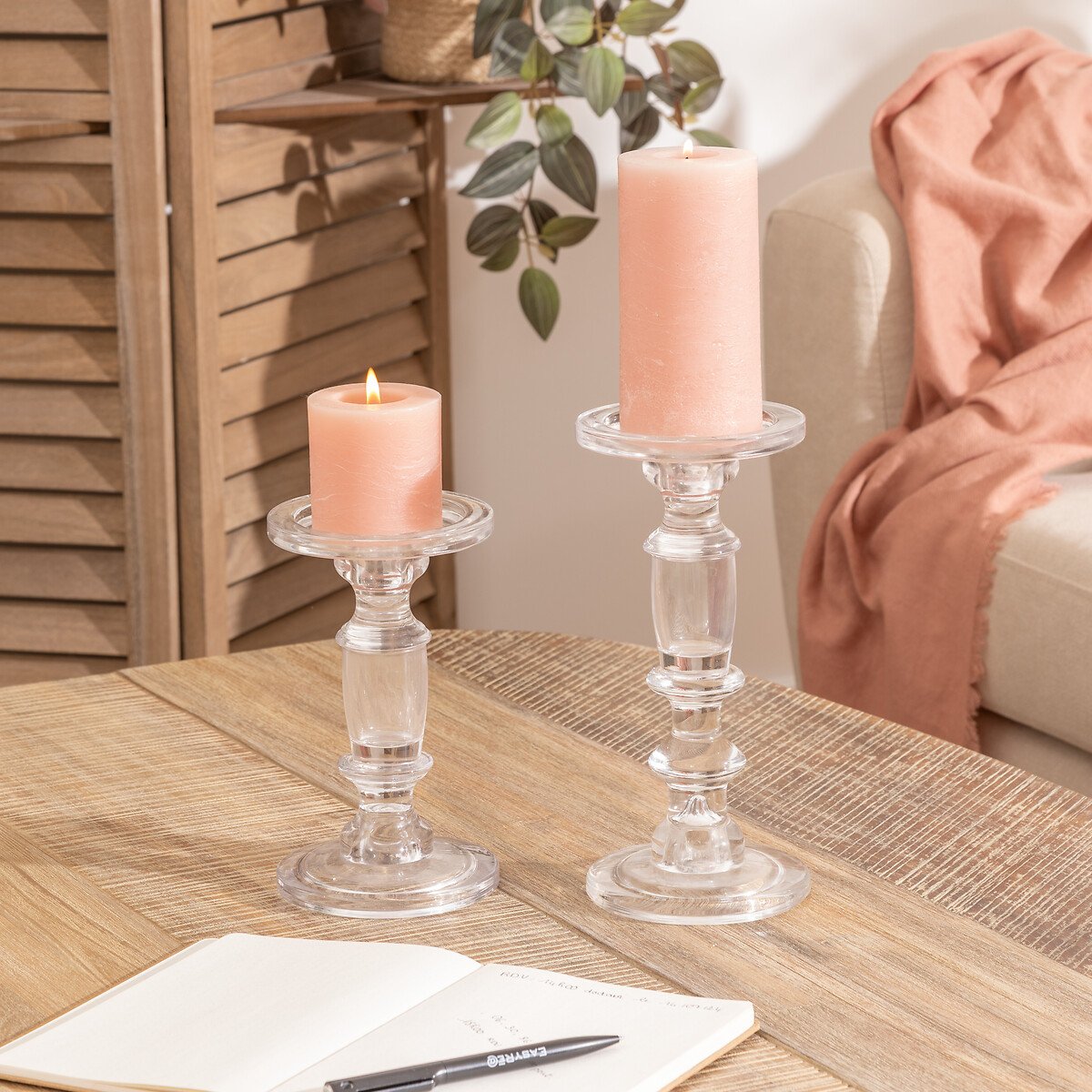 Casti&ccedil;al em vidro transparente 19cm