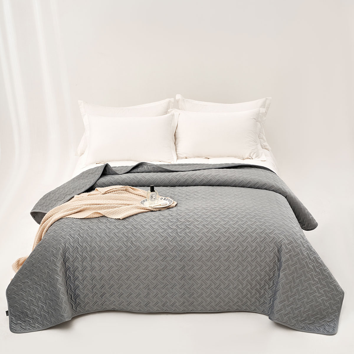 Edredão BISTROL cinza 220x240cm
