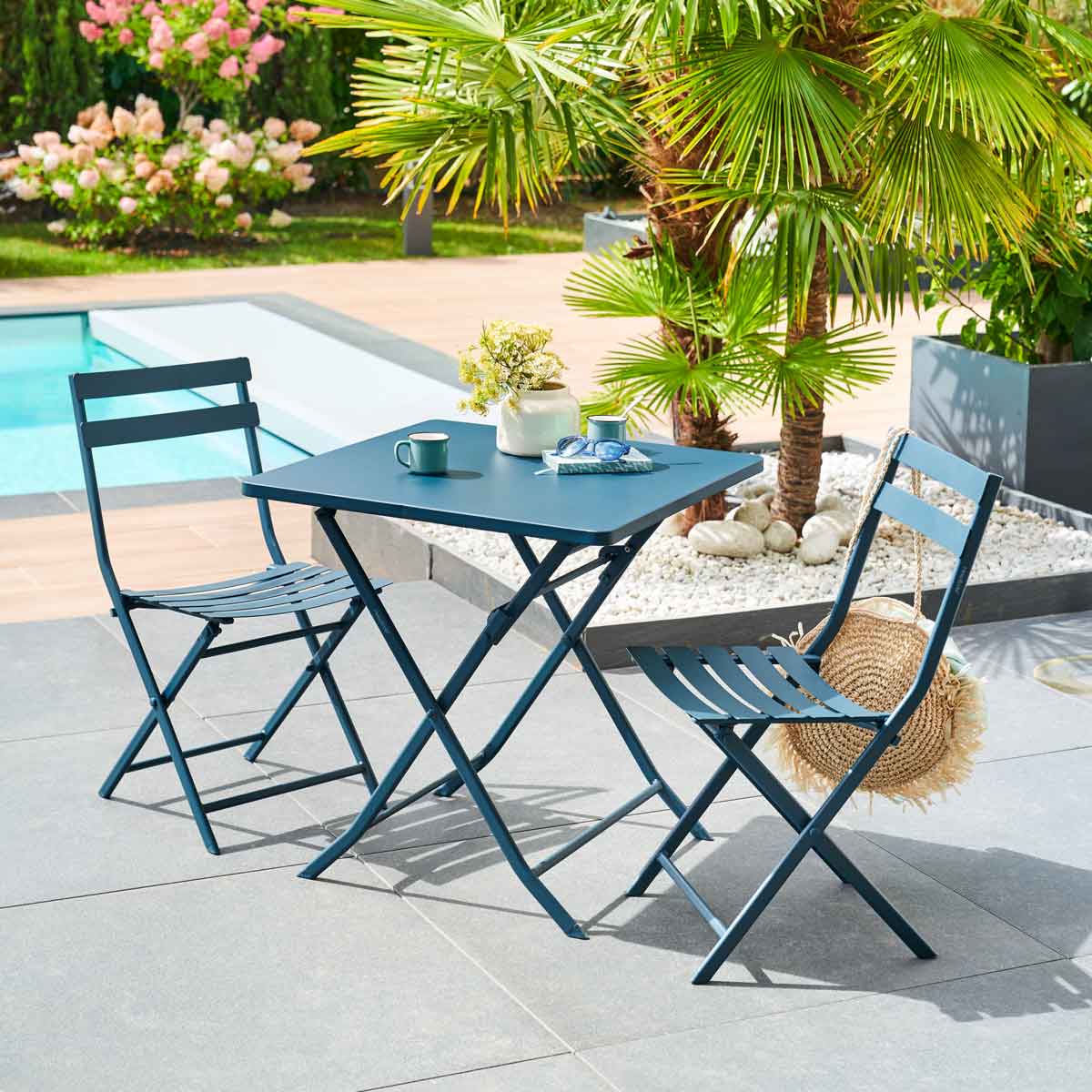 Cadeira dobr&aacute;vel GREENSBORO azul em metal