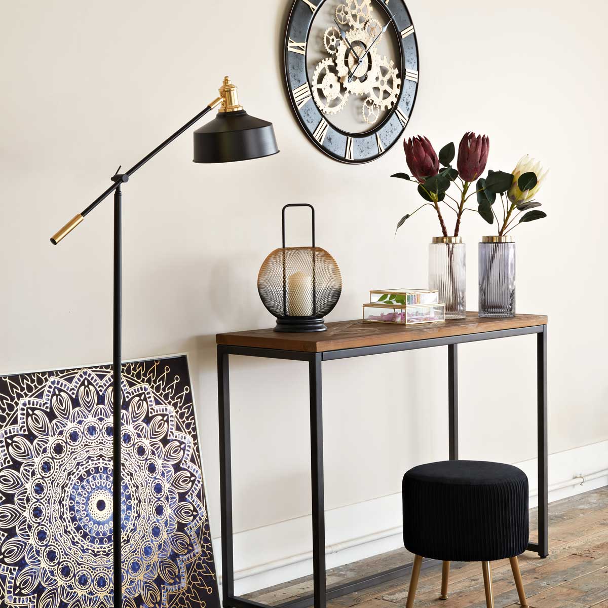 Candeeiro de pé FLOWER preto em aço 155cm