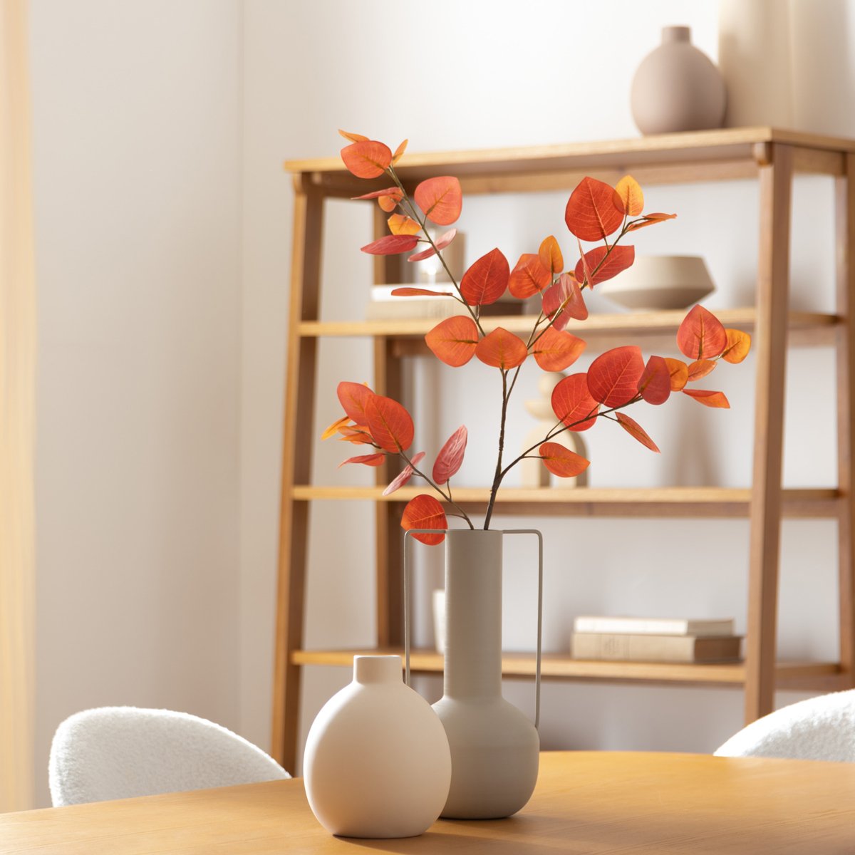 Haste eucalipto artificial vermelho 92cm