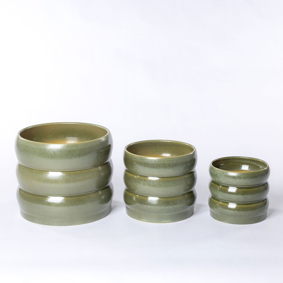 Vaso de cerâmica ondulado verde 12cm