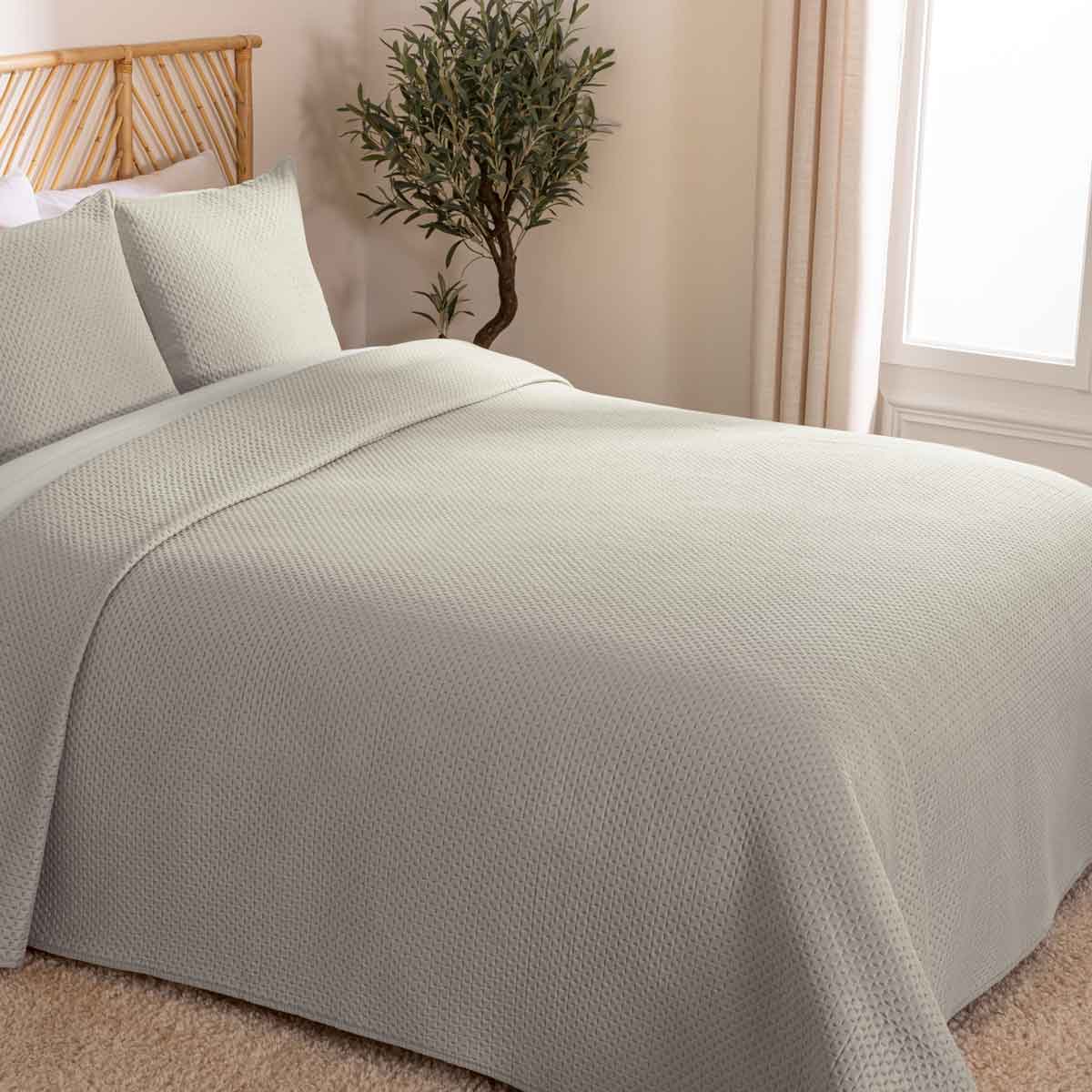 Colcha e 2 capas de almofada DOLCE bege 240x260cm,  Colcha e 2 capas de almofada DOLCE bege 240x260cm