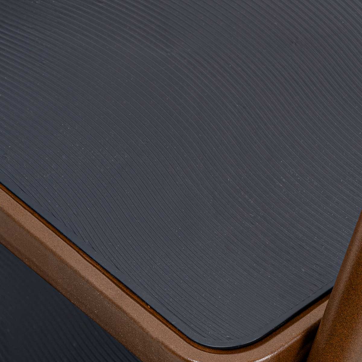 Escadote com 2 degraus em metal 96cm