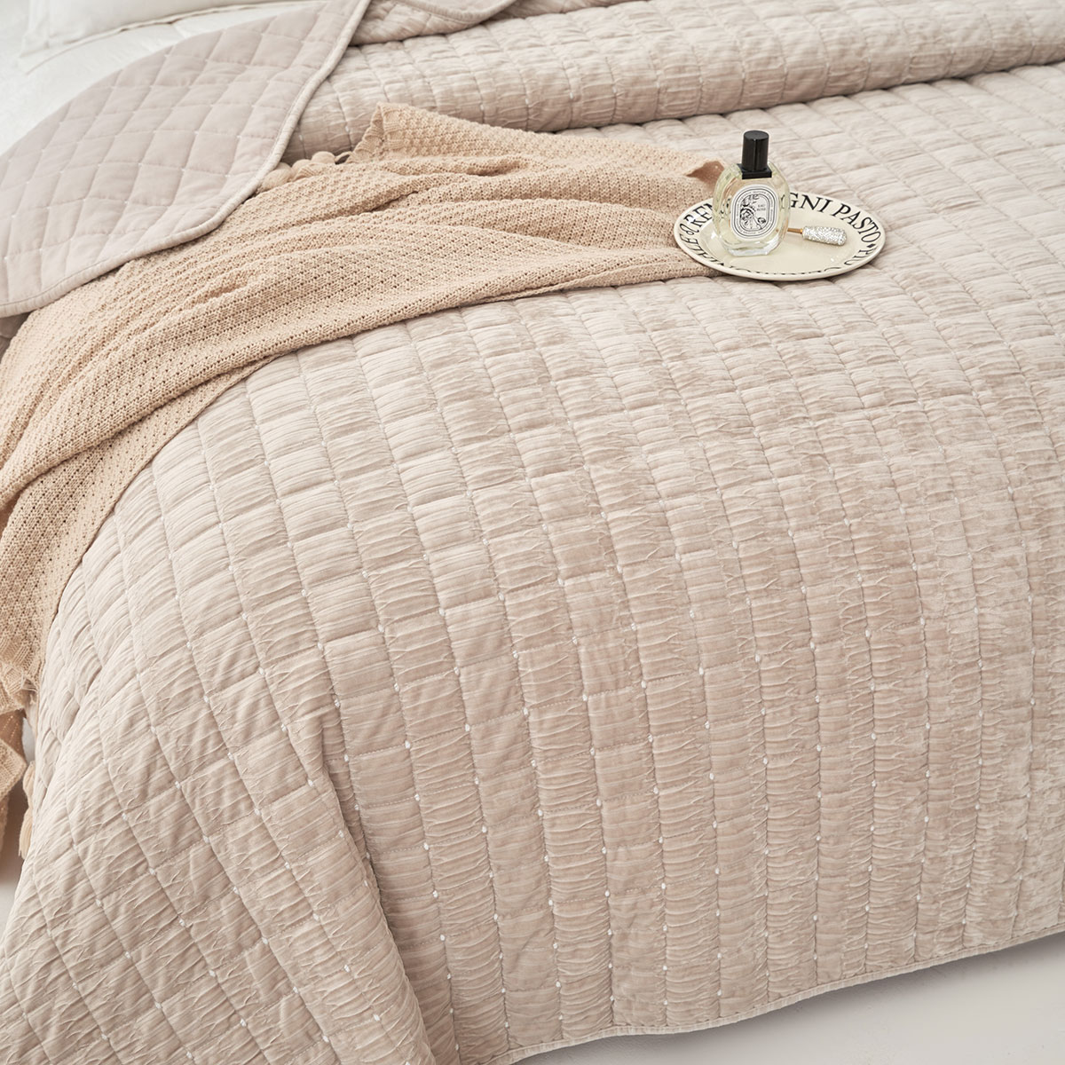 Edredão SEATTLE cinza em veludo 240x260cm