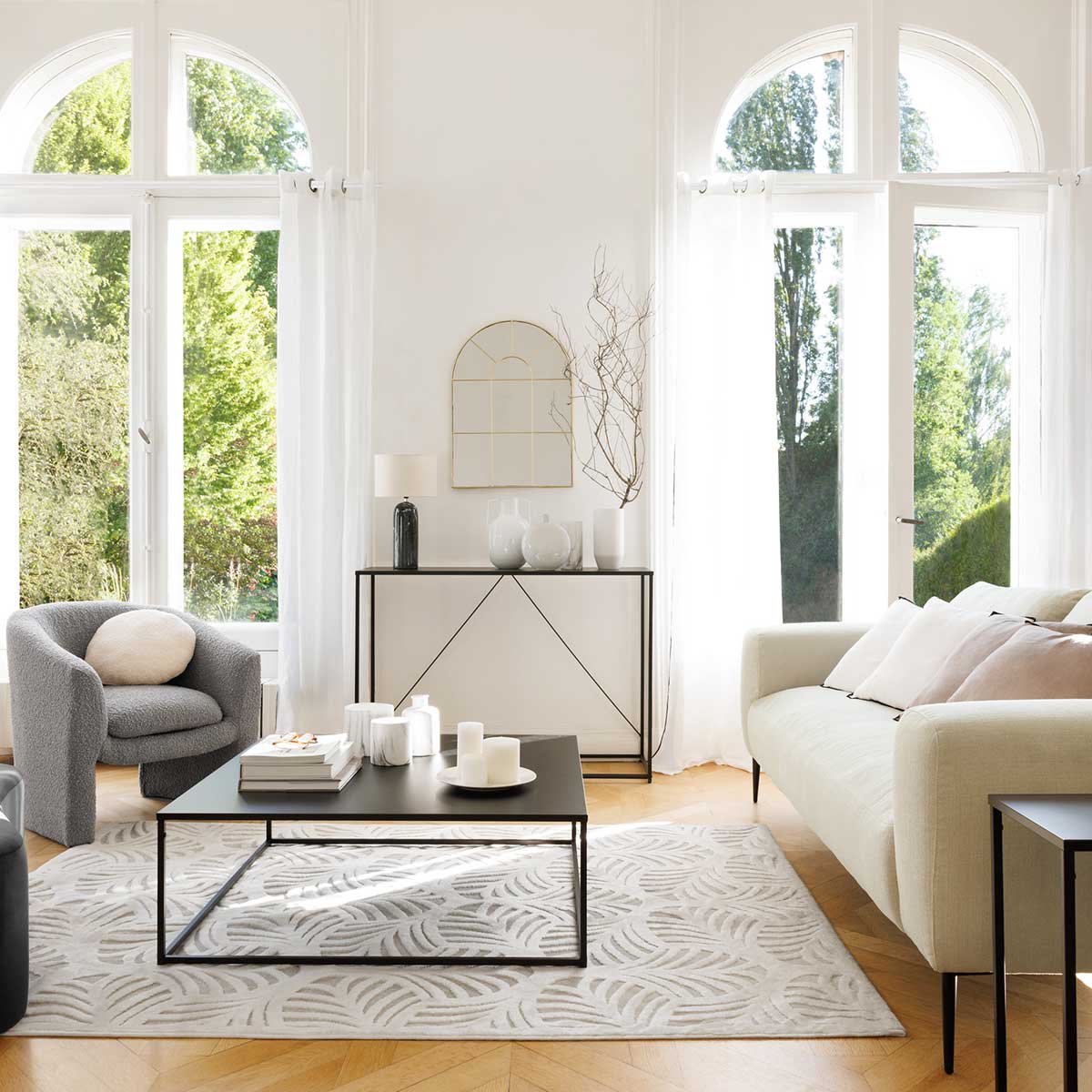 Mesa de centro em metal preto GOTA