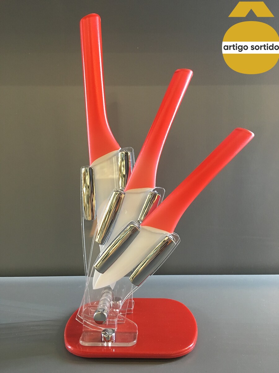 Conjunto de 3 facas com suporte