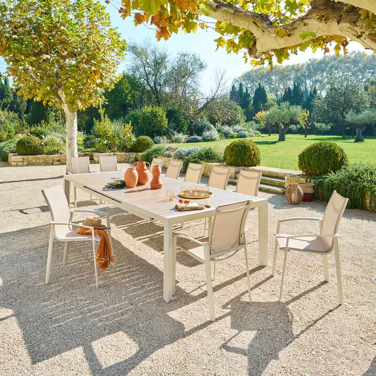 Mesa extens&iacute;vel autom&aacute;tica EVASION bege 254-314cm