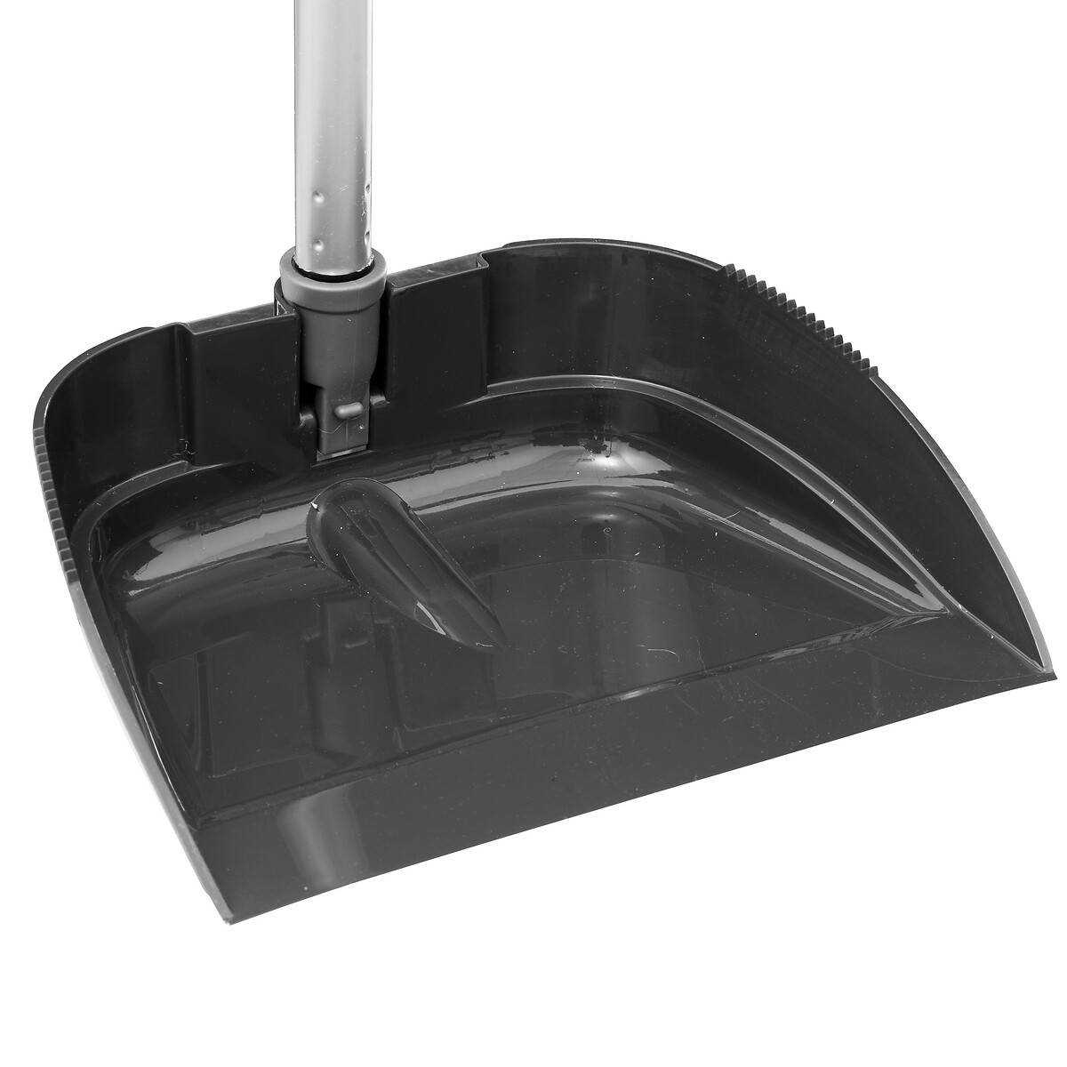 Conjunto de vassoura e p&aacute; de lixo