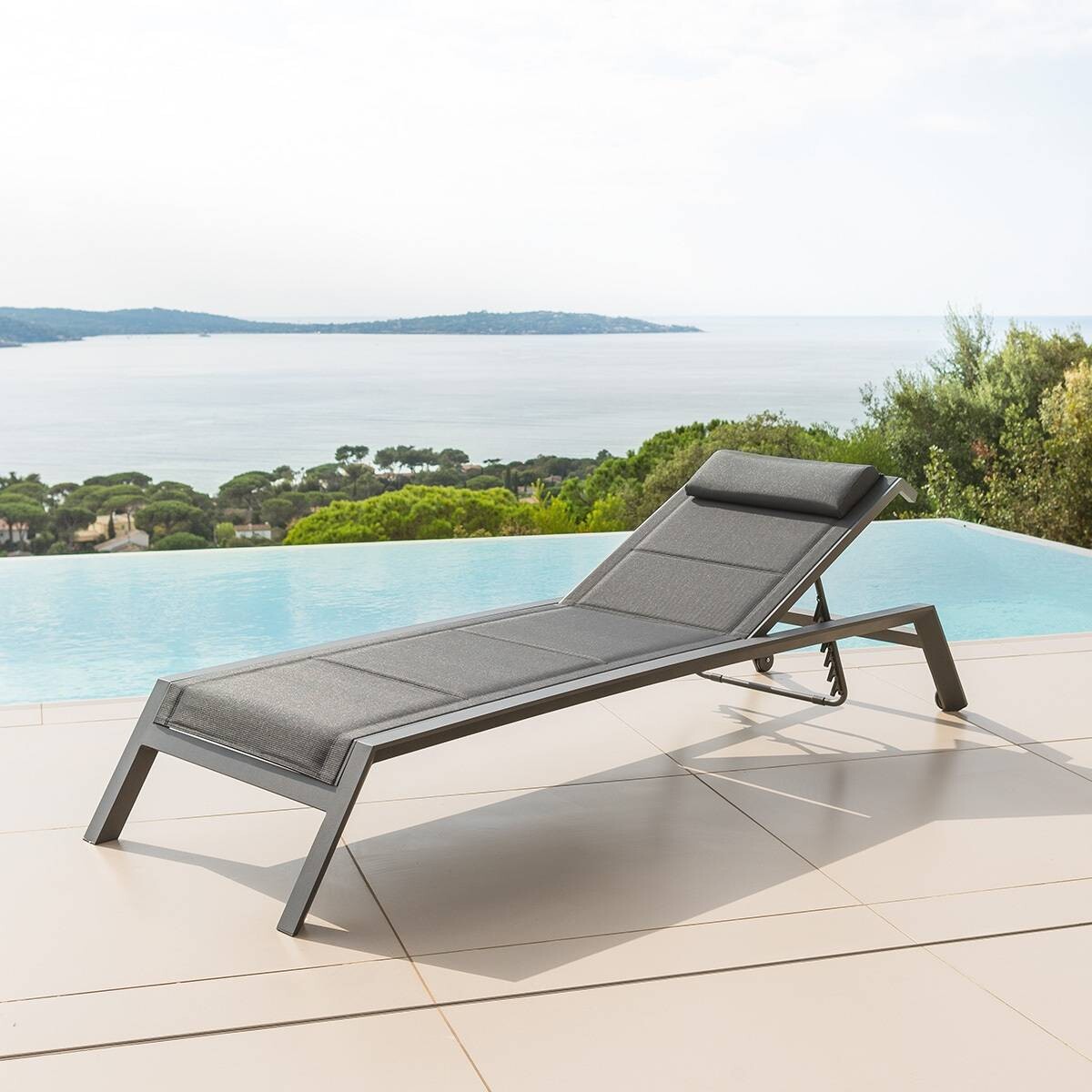 Espregui&ccedil;adeira ALLURE poivre e cinza graphite