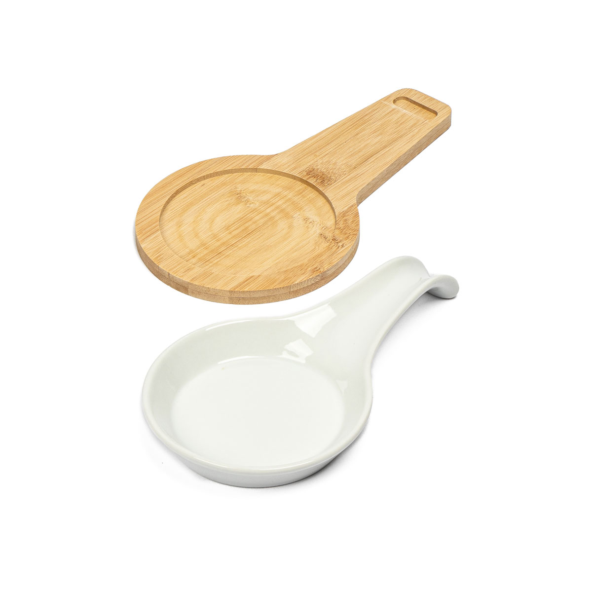 Colher de cer&acirc;mica com base em bambu