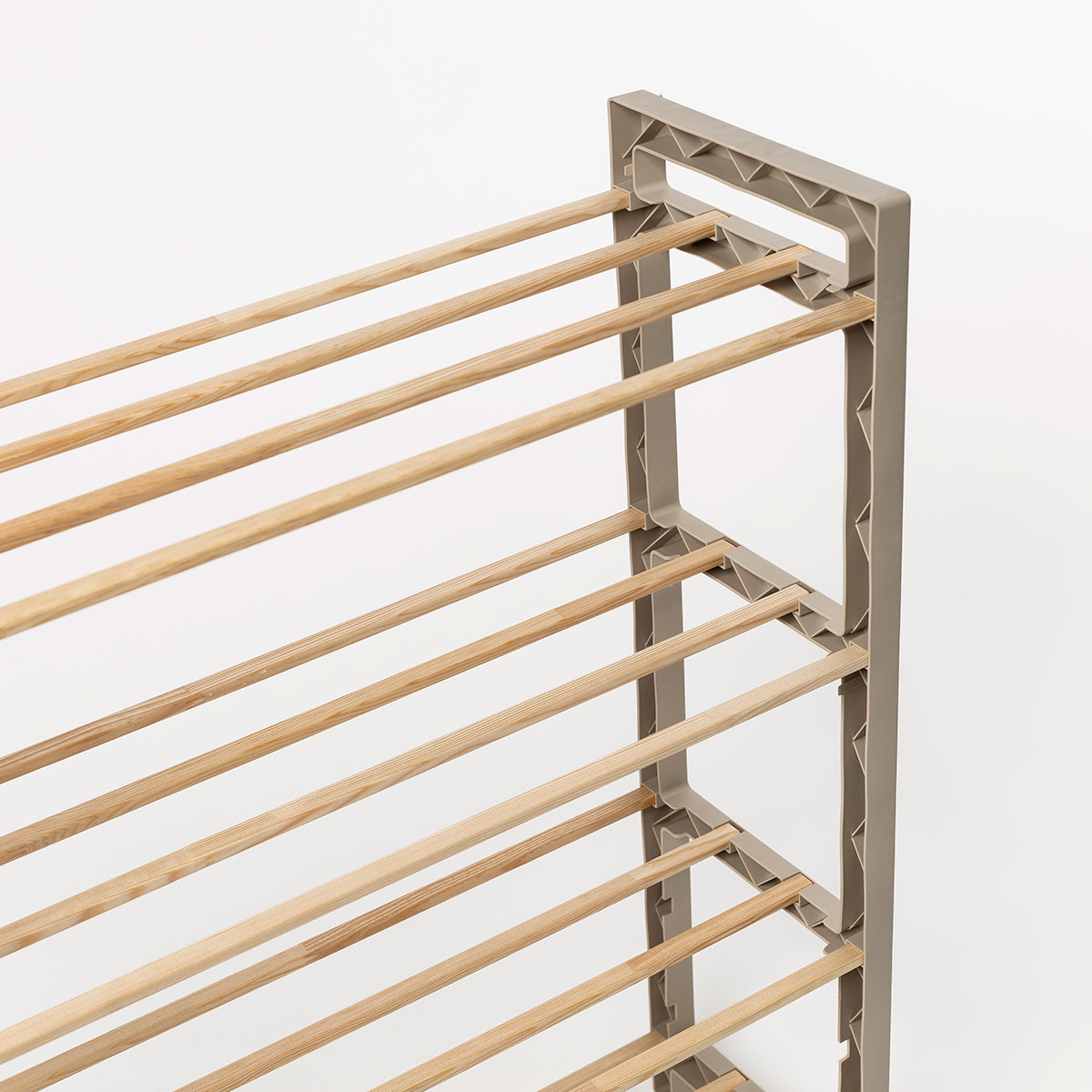 Sapateira com 4 níveis bege em madeira