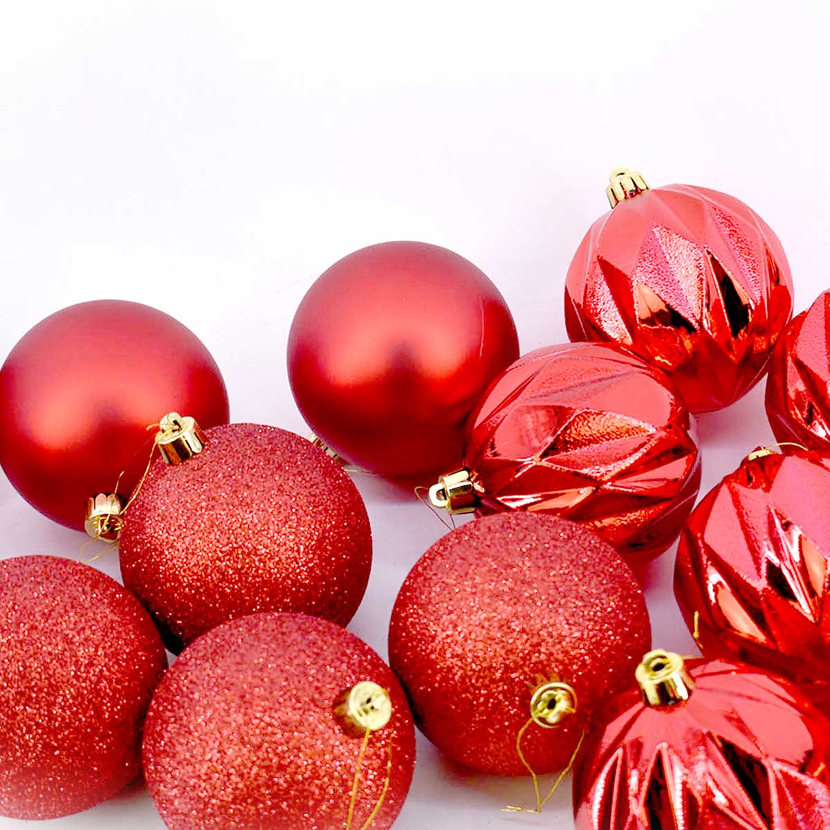 Conjunto de 16 bolas vermelhas 8cm