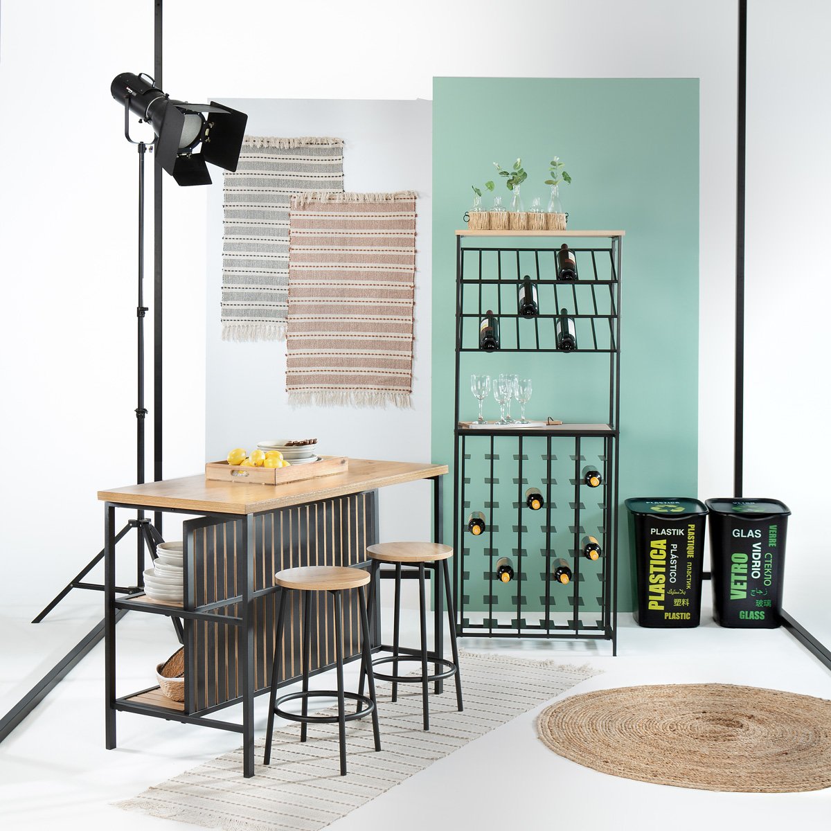 Garrafeira WIGGLE para 64 garrafas