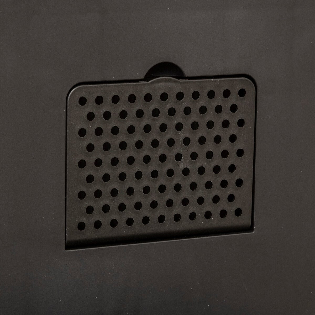 Balde do lixo DELTA preto em metal 30l