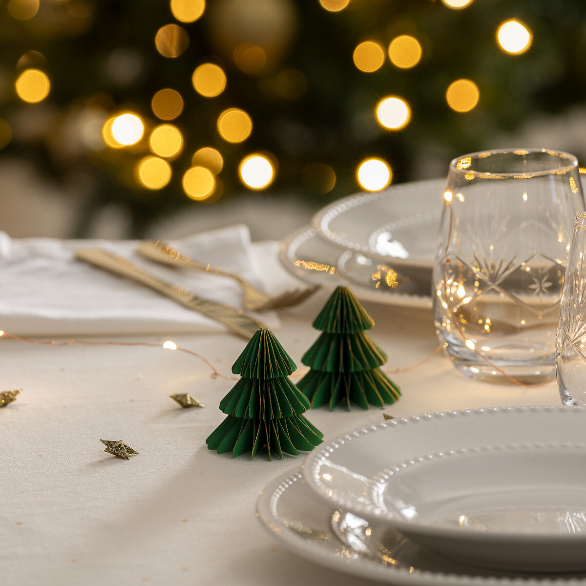 Conjunto de 2 &aacute;rvores de natal para mesa verde 6x6cm