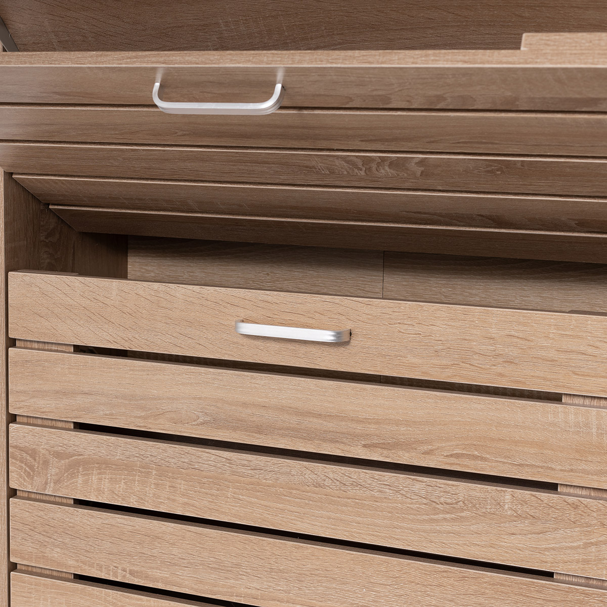 Sapateira ripada natural com 3 gavetas 120cm