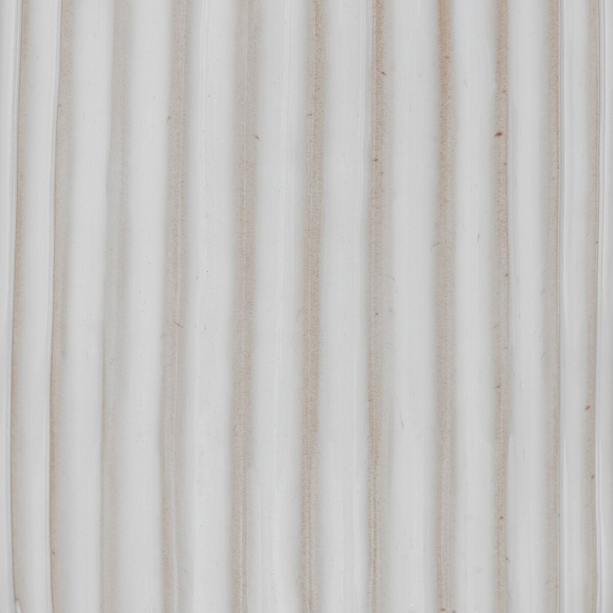 Jarra branca em cerâmica 28cm