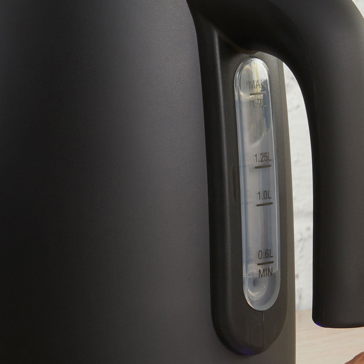 Chaleira Petra preta mate,  Chaleira Petra preta mate