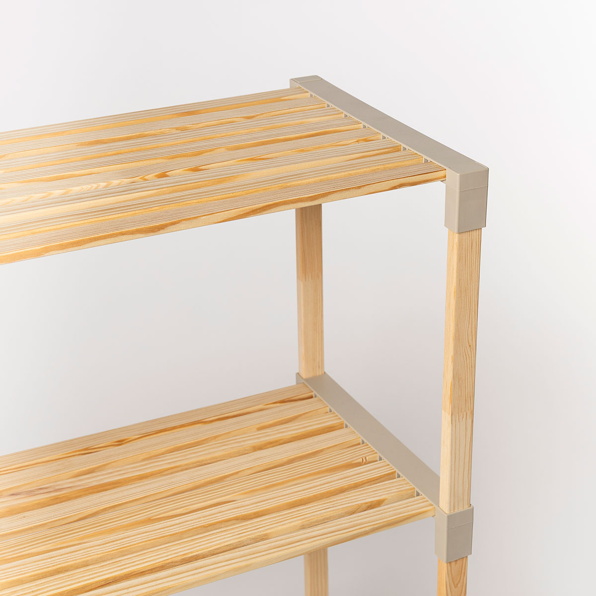 Estante multifuncional bege em madeira