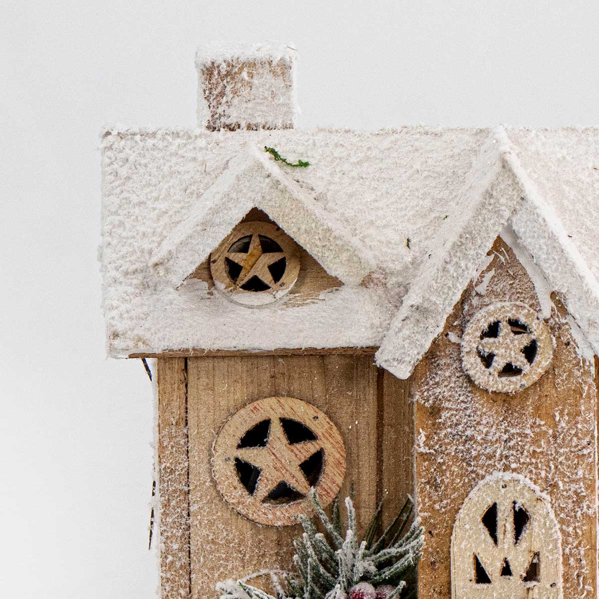 Casa luminosa em madeira