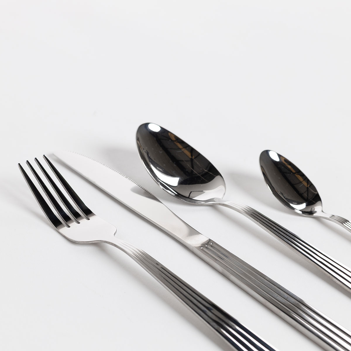 Faqueiro de 16 pe&ccedil;as LOUISE