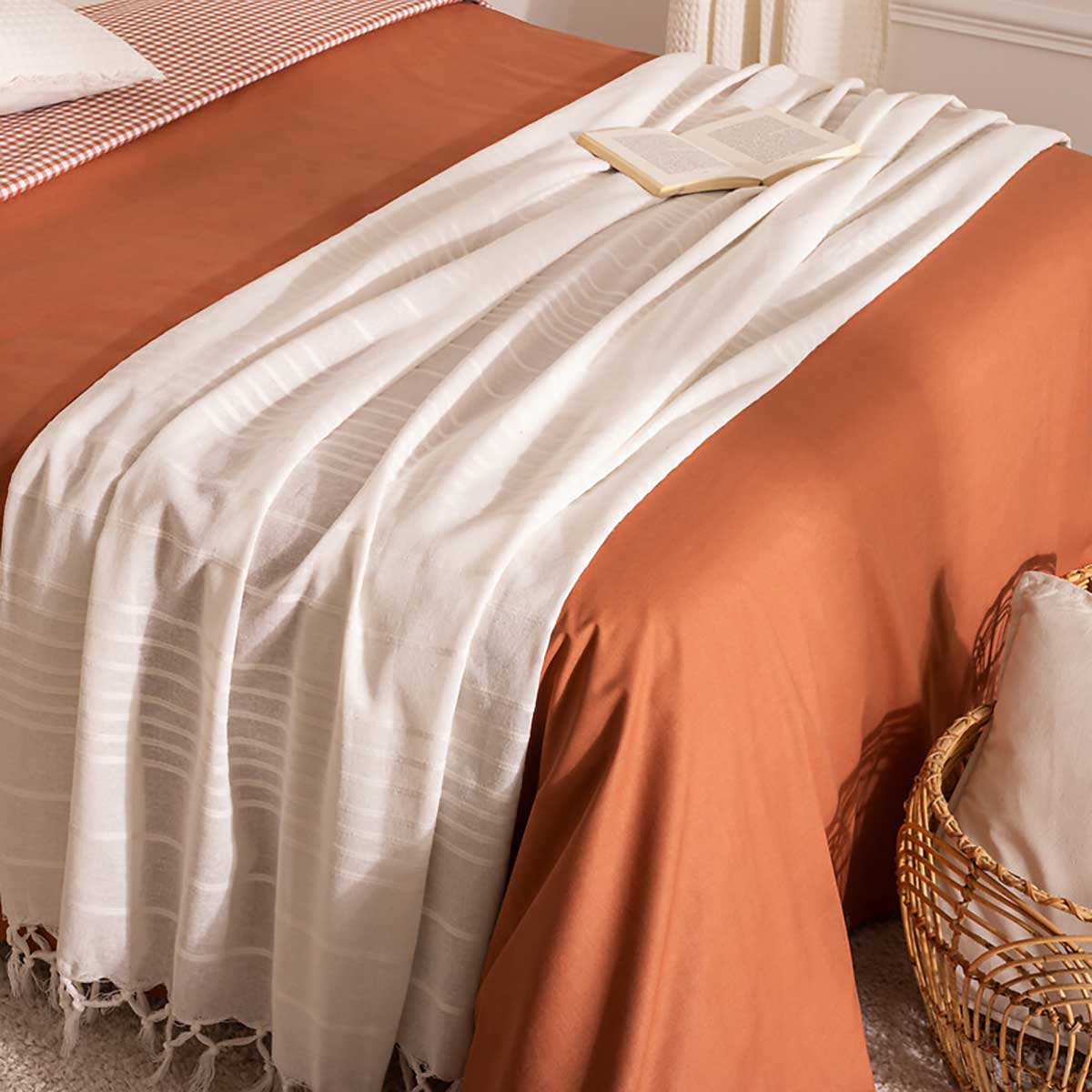 Manta com franjas cru 230x250cm