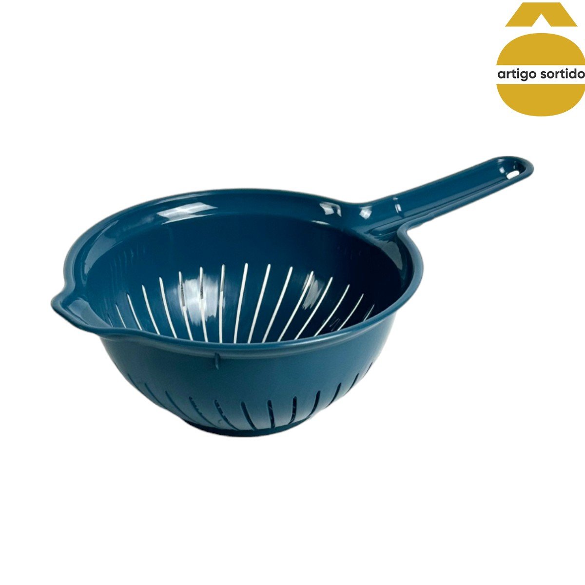 Escorredor de legumes com cabo