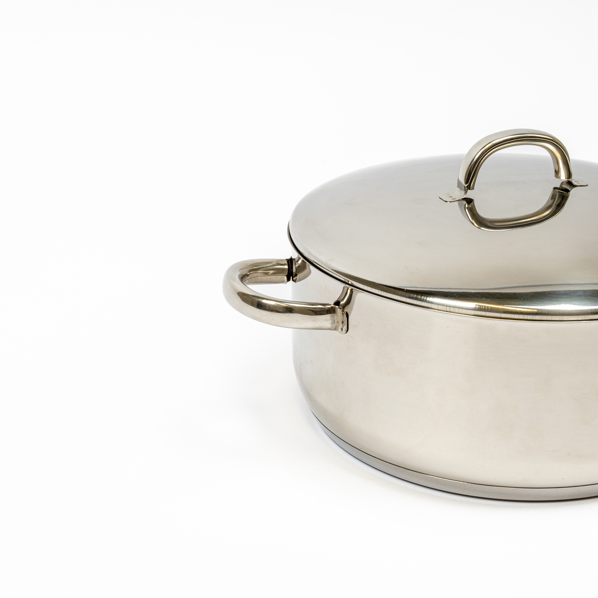 Caçarola ALTIS em inox com asa 28cm