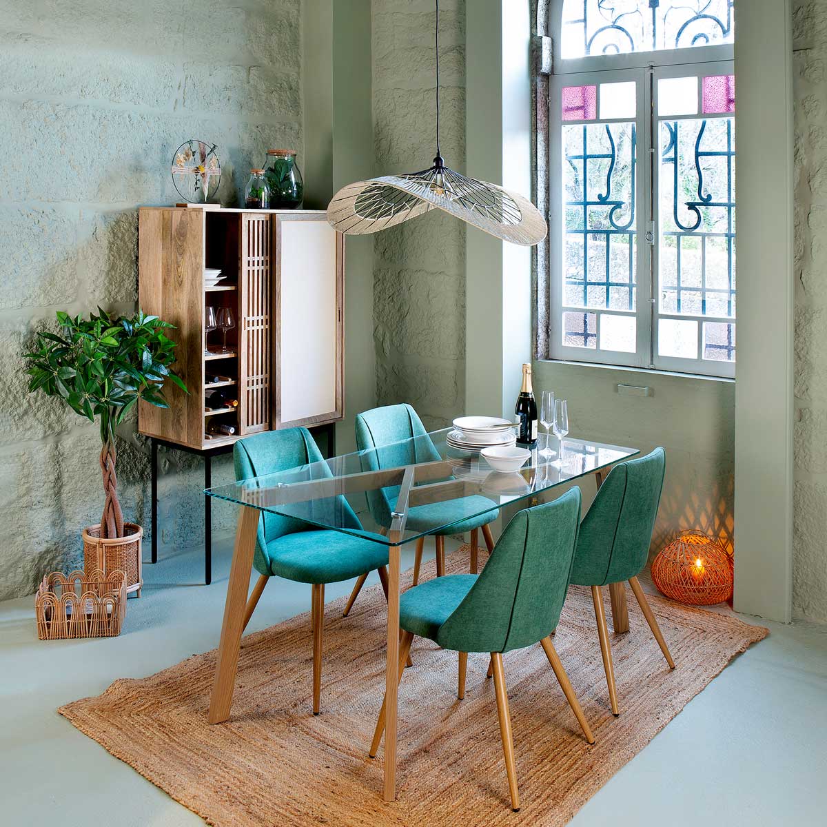 Mesa de jantar TAHO com tampo de vidro