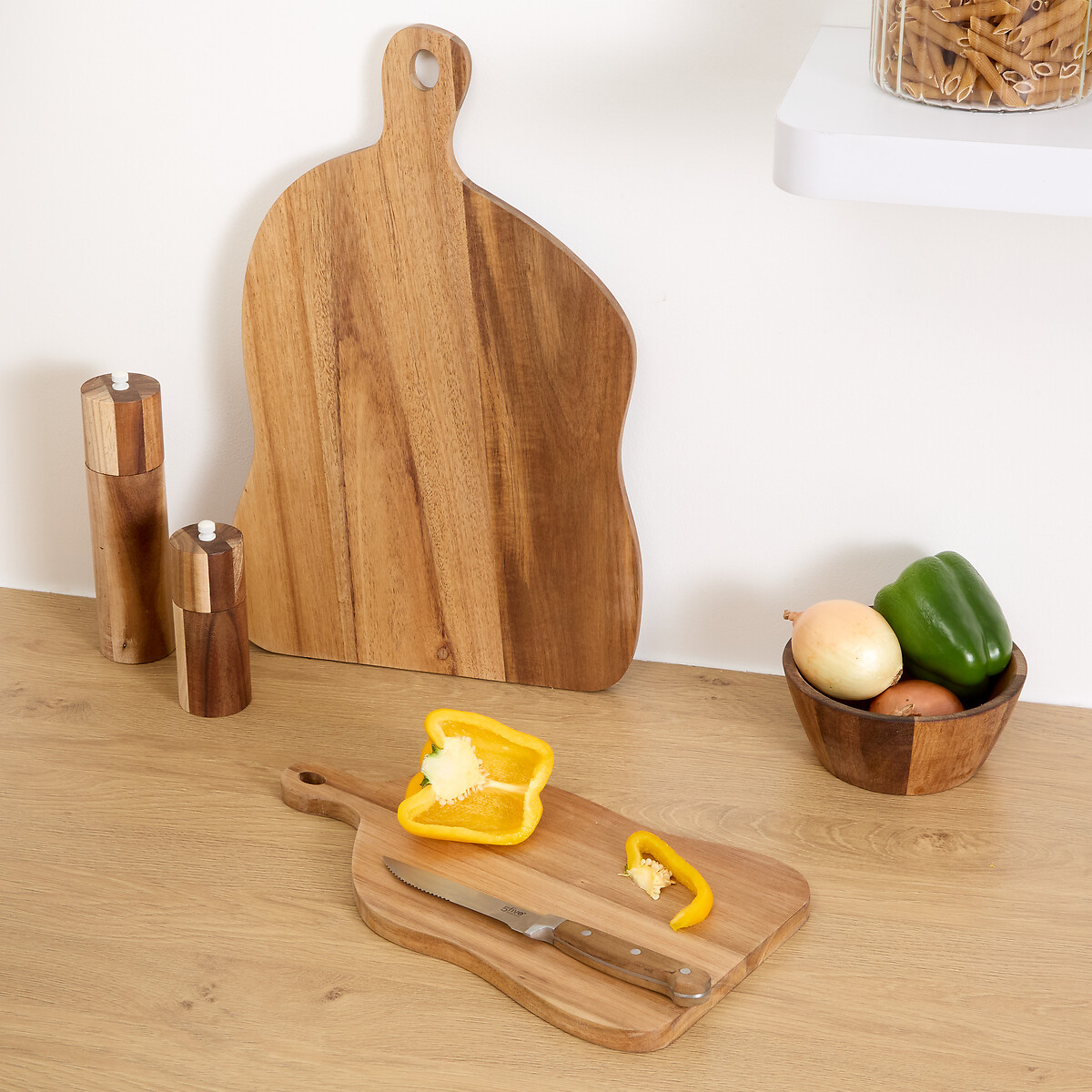 T&aacute;bua corte bege em madeira ac&aacute;cia