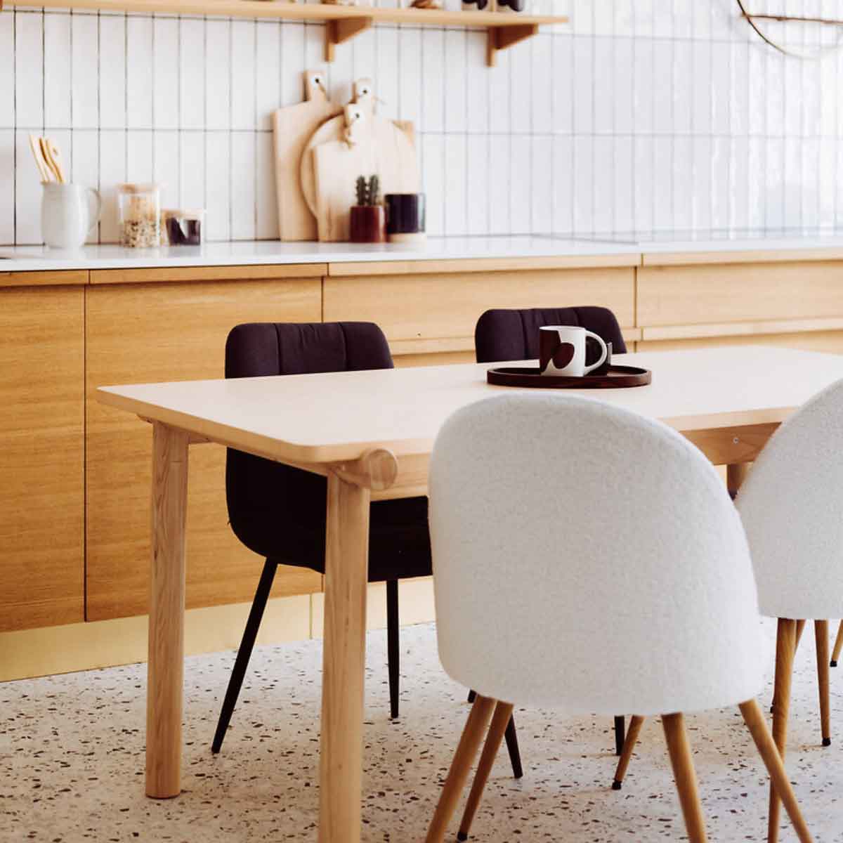 Mesa de jantar ARDEN bege em mdf