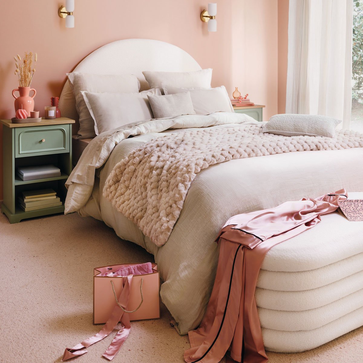 Banqueta GIULIA com arrumação branco 110x46x40,5cm