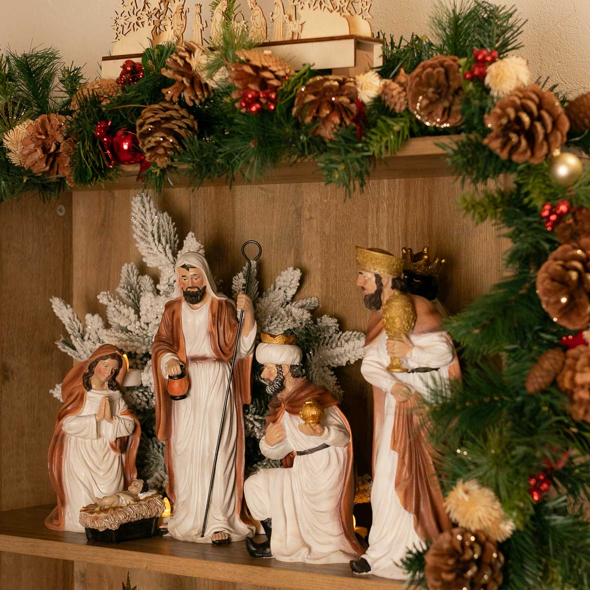 Conjunto de 6 figuras para pres&eacute;pio em resina 33cm
