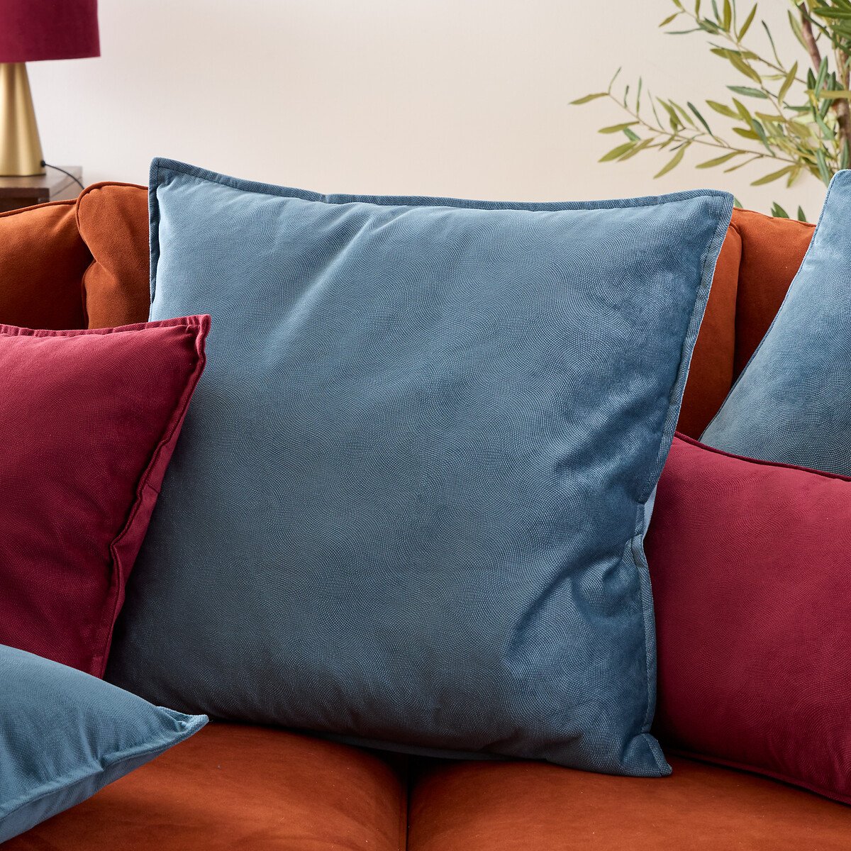 Almofada LILOU em tecido azul escuro