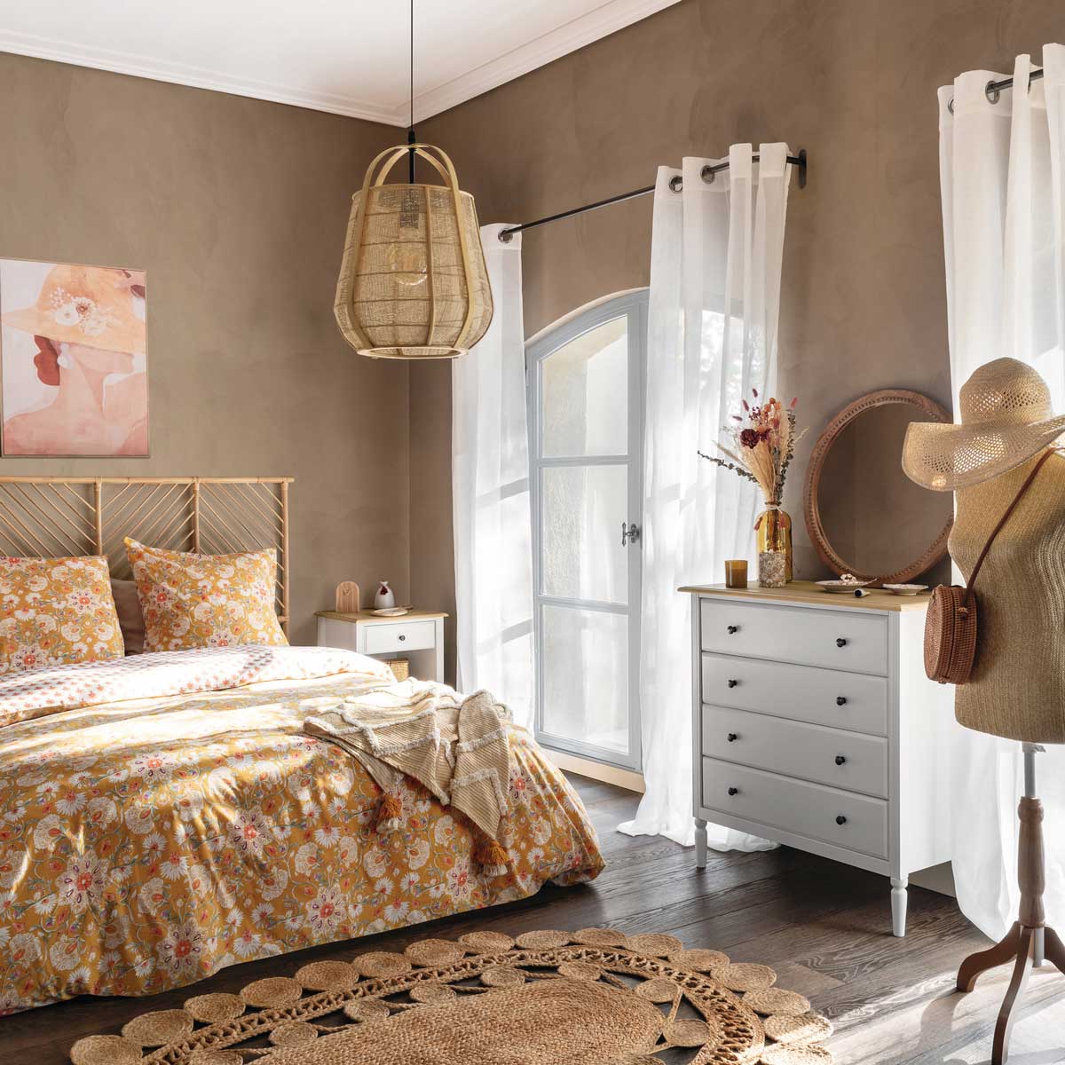 Cómoda SOLEN branca em mdf com 4 gavetas