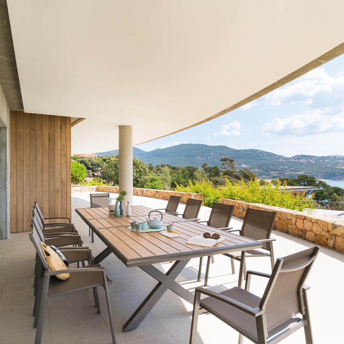 Mesa extens&iacute;vel AXIOME praline e honey 220-279cm