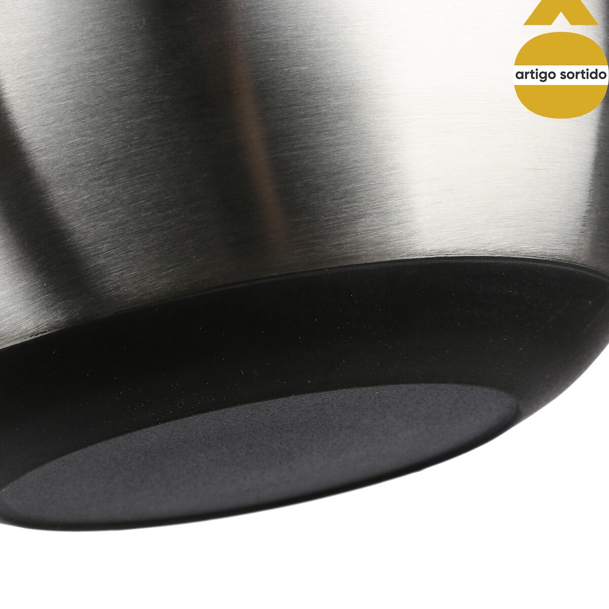 Ta&ccedil;a misturadora antiderrapante 25cm