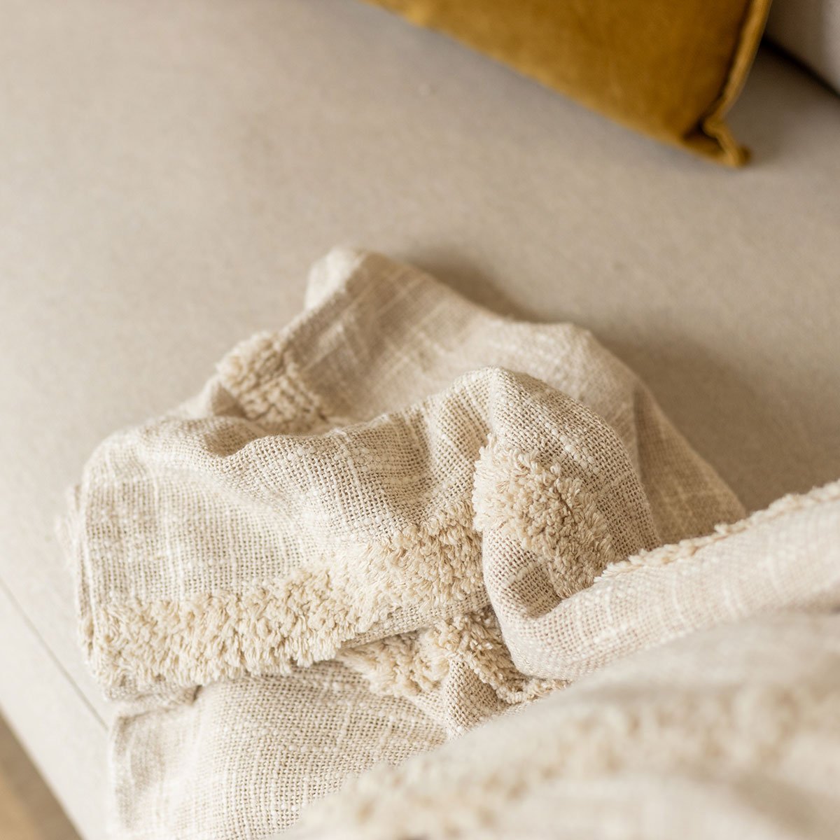 Colcha bege em algodão 220x240cm