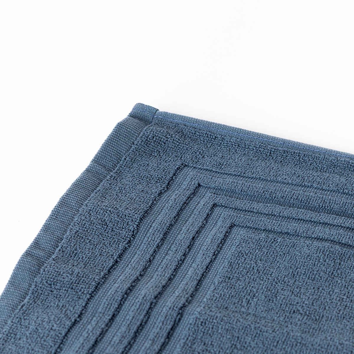 Tapete sa&iacute;da de banho ESSENZA azul 50x70cm